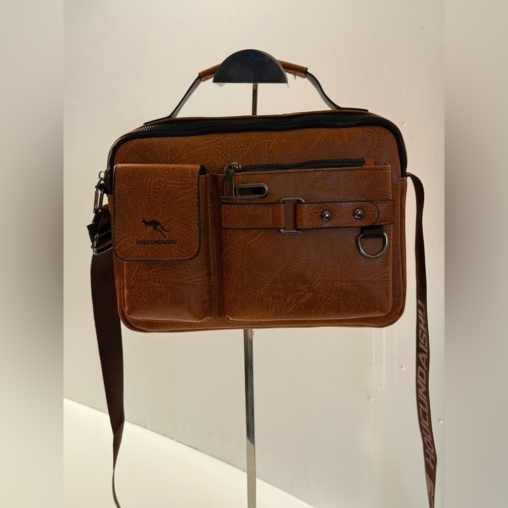 Houcundaishu Vegan Brown Leather Men’s Messenger Crossbody Bag Adjustable - Picture 8 of 9